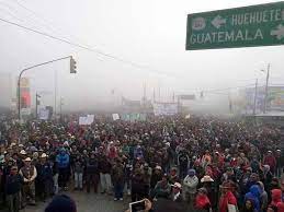 48 Cantones de Totonicapán participando en el Paro Nacional contra el golpe de Estado en Guatemala (octubre, 2023). Foto tomada de Internet.